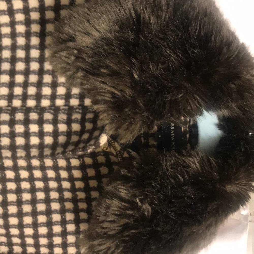 Coat - Picture 3 of 5